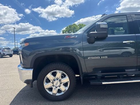 Used 2020 Chevrolet Silverado 2500 LTZ w/ LTZ Premium Package AWD/4WD image 2