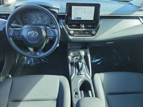 Used 2025 Toyota Corolla LE FWD image 16