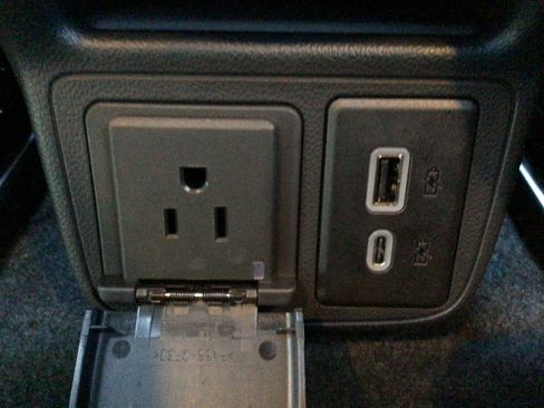 New 2026 Chevrolet TrailBlazer ACTIV w/ Convenience Package FWD image 34