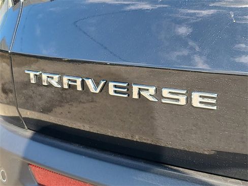 New 2026 Chevrolet Traverse LT w/ Driver Confidence Package image 9
