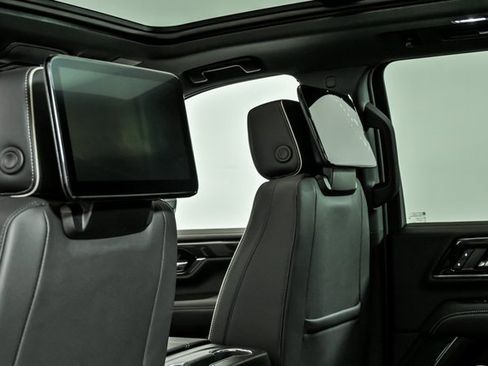 New 2026 GMC Yukon XL Elevation w/ Elevation Premium Package image 11