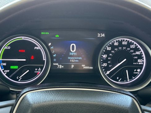 Used 2021 Toyota Camry XLE w/ Navigation Upgrade Package FWD image 21