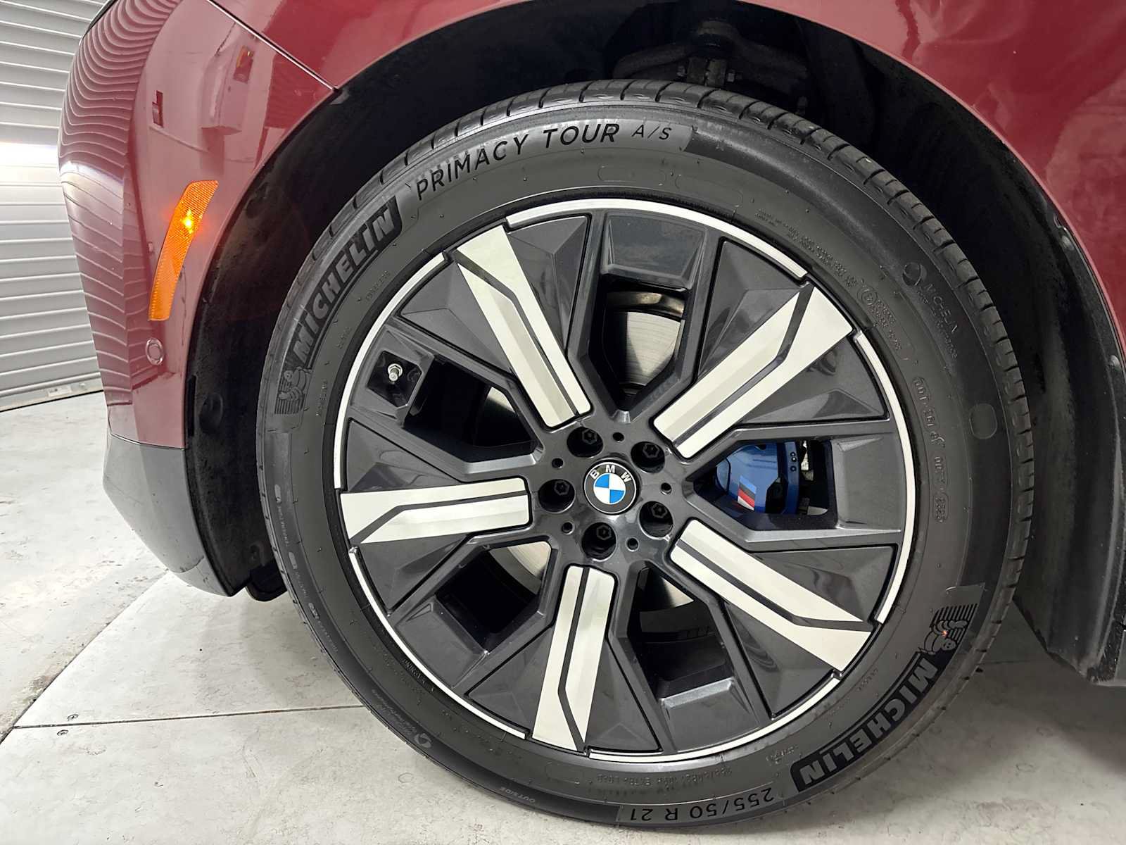 Used 2023 BMW iX M60 w/ Executive Package AWD/4WD image 18