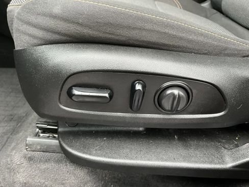 Used 2020 Chevrolet Traverse LT w/ LPO, Floor Liner Package image 16