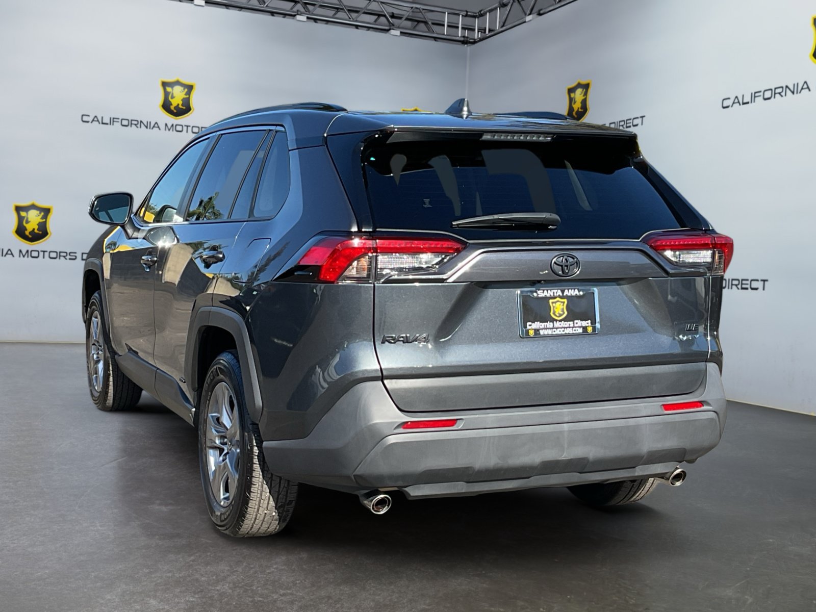 Used 2025 Toyota RAV4 LE AWD/4WD image 7