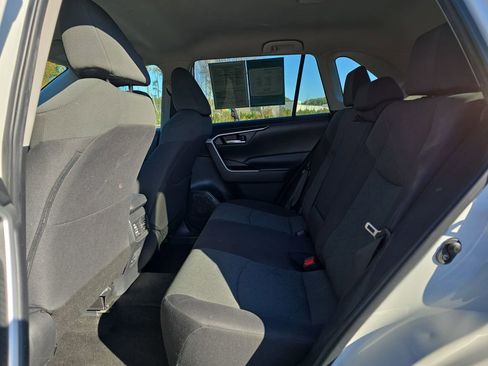 Used 2023 Toyota RAV4 XLE image 17
