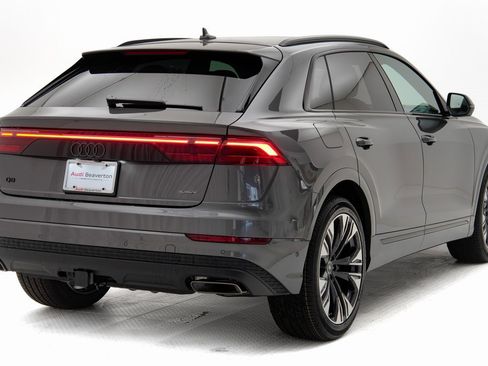Certified 2025 Audi Q8 Prestige w/ Prestige Package image 7