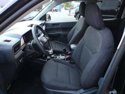 Used 2025 Ford Maverick XL FWD image 7
