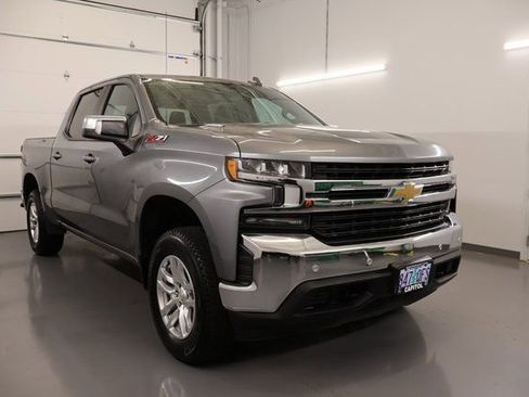 Used 2021 Chevrolet Silverado 1500 LT w/ Z71 Off-Road Package image 4