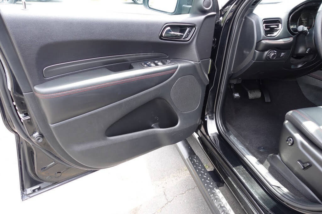 Used 2024 Dodge Durango R/T w/ Blacktop Package AWD/4WD image 17