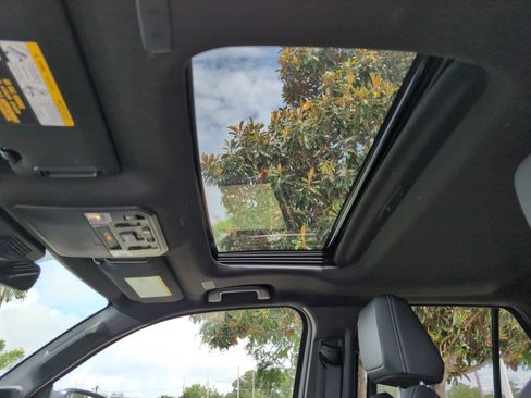 Certified 2026 Toyota 4Runner TRD Off-Road Premium AWD/4WD image 28