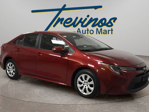 Used 2024 Toyota Corolla LE image 1