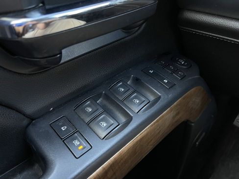 Used 2015 Chevrolet Silverado 1500 LTZ w/ Texas Edition, 1LZ Trim image 10