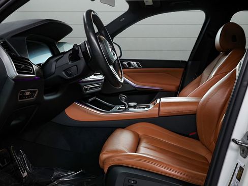 Used 2021 BMW X5 xDrive40i w/ M Sport Package image 41