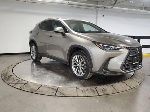 Used 2023 Lexus NX 350h AWD image 1