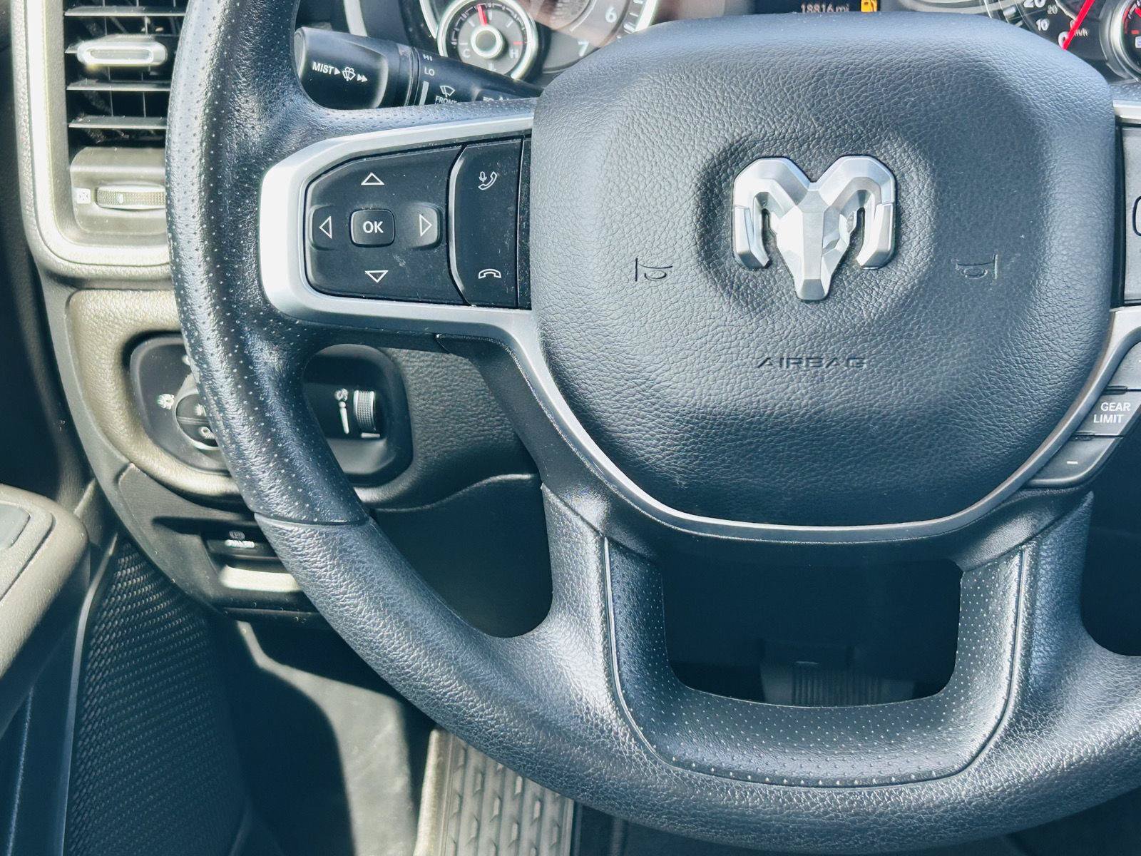 Used 2025 RAM 1500 Tradesman w/ Night Edition AWD/4WD image 16