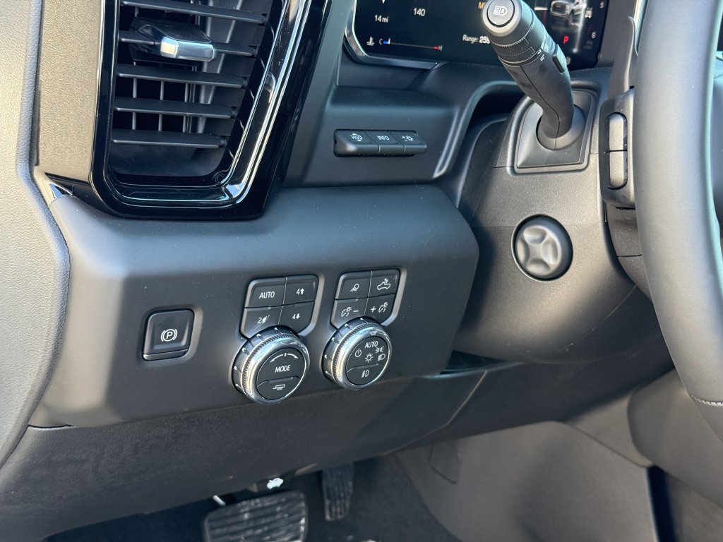 New 2026 GMC Sierra 1500 AT4 w/ AT4 Premium Package AWD/4WD image 18
