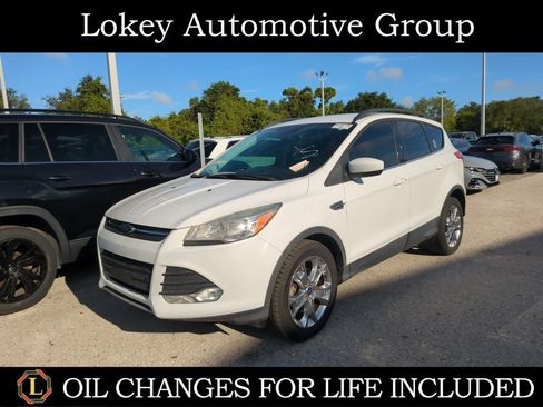 Used 2016 Ford Escape SE w/ Equipment Group 201A FWD image 1