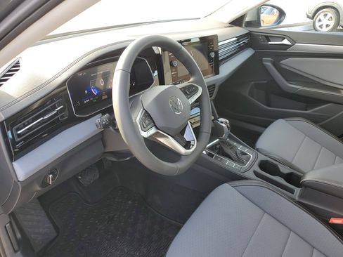 New 2026 Volkswagen Jetta SE image 12