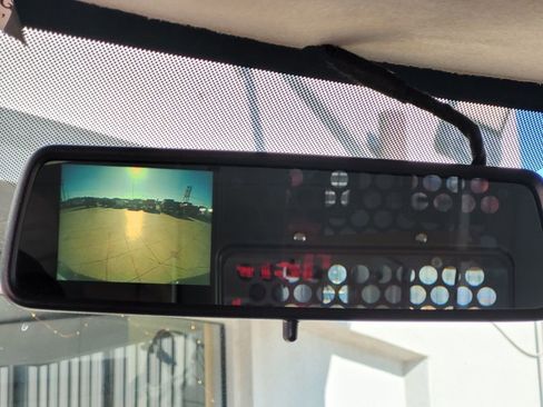 Used 2014 Chevrolet Express 2500 image 13