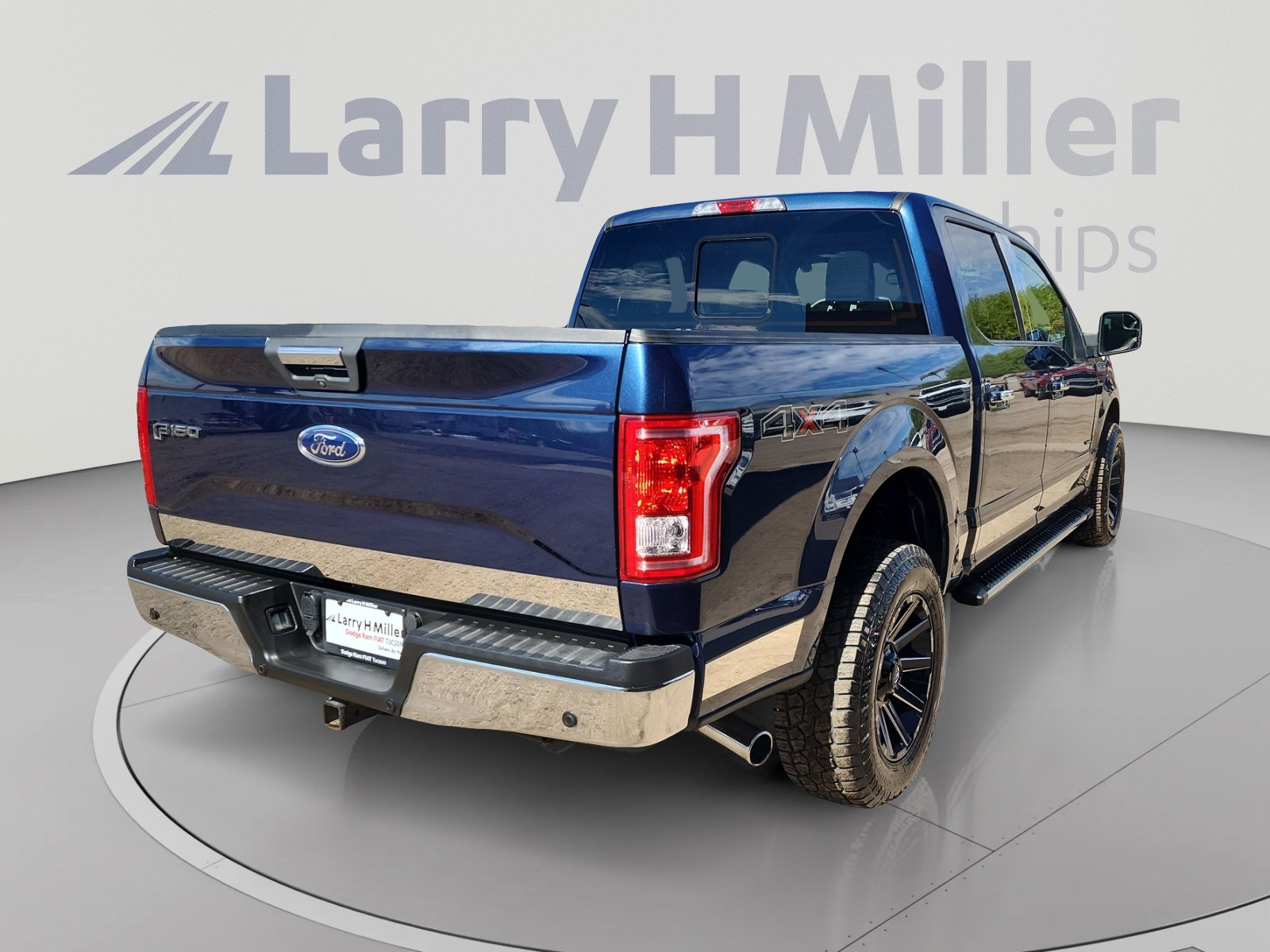 Used 2015 Ford F150 XLT w/ Equipment Group 302A Luxury AWD/4WD image 5