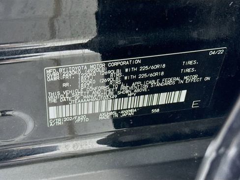 Used 2022 Toyota Venza LE AWD/4WD image 30