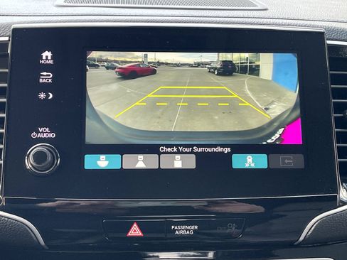 Used 2021 Honda Pilot Touring image 20