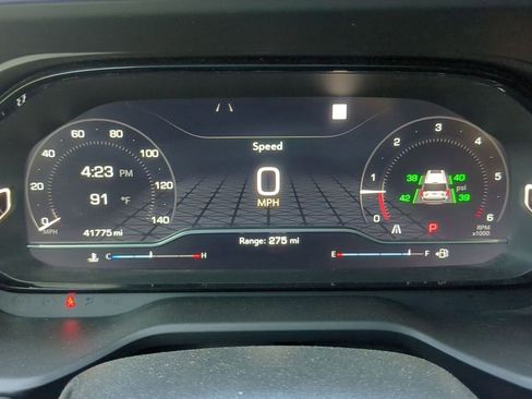 Used 2022 GMC Yukon XL Denali RWD image 13