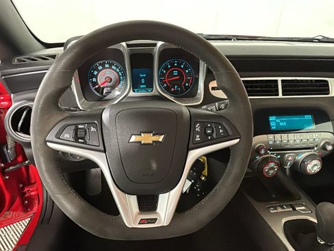 Used 2015 Chevrolet Camaro Z/28 RWD image 17