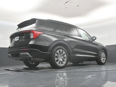 Used 2026 Ford Explorer Platinum RWD image 51