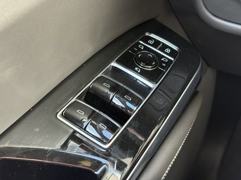 New 2026 Cadillac Escalade ESV Platinum Sport w/ LPO, ONYX Package image 28