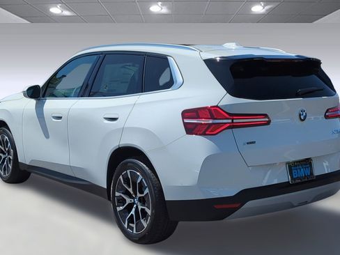 Used 2025 BMW X3 xDrive30i w/ Premium Package image 5
