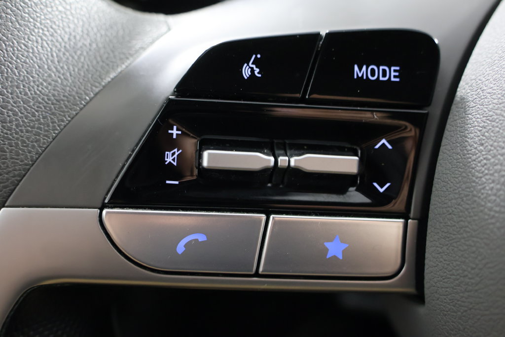 Certified 2024 Hyundai Elantra SEL FWD image 11