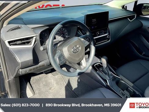 Used 2024 Toyota Corolla LE image 12
