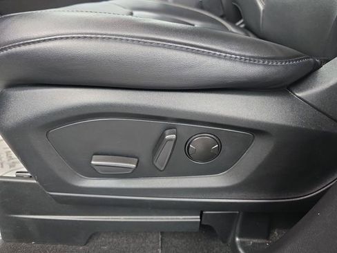 Used 2023 Ford Explorer XLT w/ Equipment Group 202A image 19