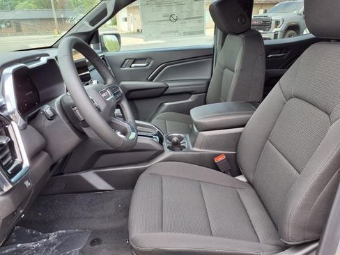 New 2025 GMC Canyon Elevation image 5