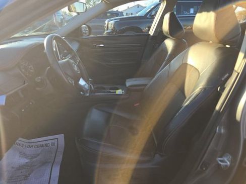 Used 2020 Nissan Altima 2.5 SR w/ Premium Package image 8