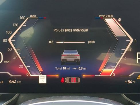 New 2026 BMW 760i xDrive w/ Premium Package image 28