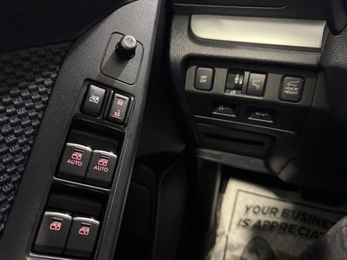 Used 2018 Subaru Forester 2.5i Premium image 6