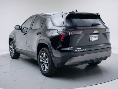 Used 2026 Chevrolet Equinox LT AWD/4WD image 4