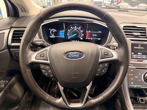 Used 2015 Ford Fusion Titanium image 24