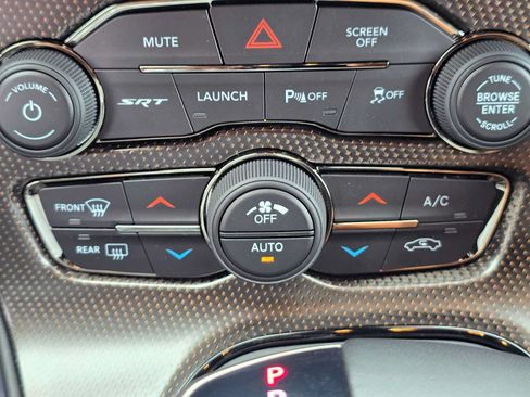 Used 2022 Dodge Challenger SRT Hellcat RWD image 28