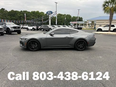 Used 2025 Ford Mustang GT Premium RWD image 35
