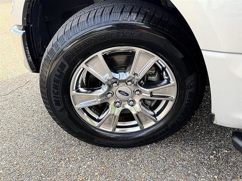 Used 2015 Ford F150 XLT w/ Equipment Group 301A Mid RWD image 47