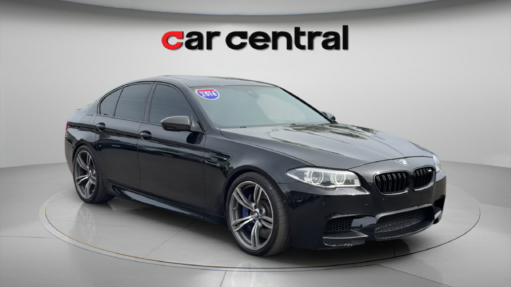 Used 2016 BMW M5 RWD image 7