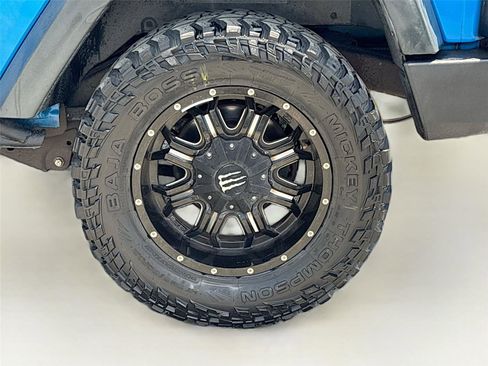 Used 2011 Jeep Wrangler Sport image 32