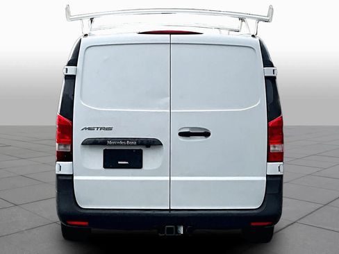 Used 2018 Mercedes-Benz Metris image 5