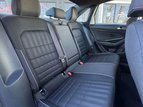 Used 2019 Volkswagen Jetta GLI image 24