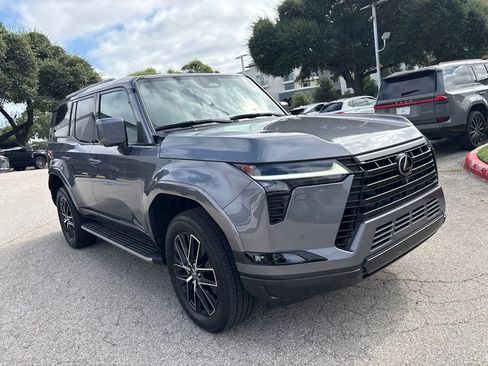 Used 2024 Lexus GX 550 w/ Accessory Package (Z1) AWD/4WD image 7