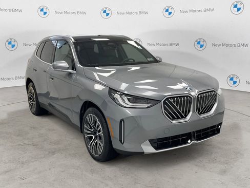 New 2026 BMW X3 xDrive30 w/ Premium Package image 5